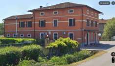 Foto INTERA PRORIETA CON ATTIVITA RISTORAZIONE PIZZERIA