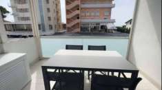Foto Jesolo-a due passi dal mare-3camere-rinnovato-terrazza-centralissimo