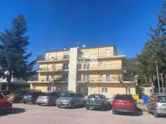 Foto L'Aquila Appartamento Quadrilocale in vendita zona Pettino  