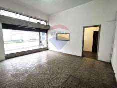 Foto Laboratorio in vendita a Busto Arsizio - 2 locali 100mq
