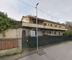 Foto Laboratorio in Vendita a Carate Brianza Via Isonzo,  8