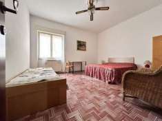 Foto Ladispoli Ampio appartamento vicino al centro