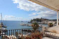 Foto Lipari Isole Eolie, vendesi tipica casa Eoliana con terrazza,balconi fronte mare