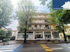 Foto Locale Commerciale - Borgosesia . Rif.: 10741v- negoziorimembr
