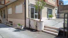 Foto Locale commerciale 150 mq  a Isernia
