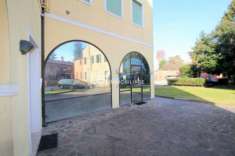 Foto LOCALE COMMERCIALE di 1 vani e di 114 mq (VILLORBA) rif. LC34_1