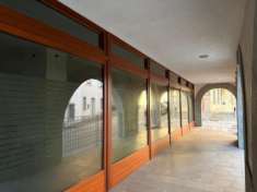 Foto Locale commerciale di 250mq primo ingresso