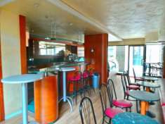 Foto Locale commerciale in centro storico