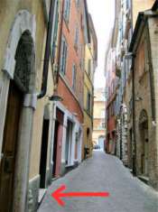Foto Locale commerciale in vendita a Ancona