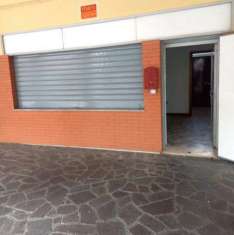 Foto Locale commerciale in vendita a Bologna, Mazzini