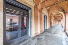 Foto Locale commerciale in vendita a Bologna, Saragozza