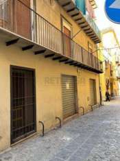 Foto Locale commerciale in vendita a Caltanissetta