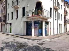 Foto Locale Commerciale in vendita a Cornuda