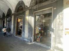 Foto Locale commerciale in vendita a Genova, CENTRO