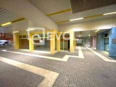 Foto Locale commerciale in vendita a Latisana