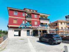 Foto LOCALE COMMERCIALE in VENDITA a MALTIGNANO
