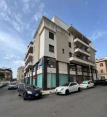 Foto Locale commerciale in vendita a Messina - 9 locali 320mq