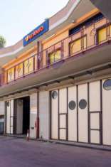 Foto Locale Commerciale in vendita a San Giovanni la Punta