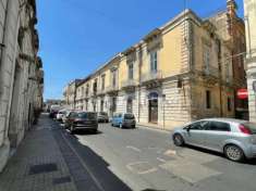Foto Locale commerciale in vendita a Siracusa