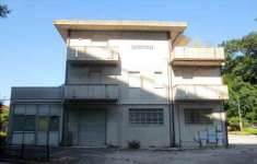 Foto Loft in Vendita, pi di 6 Locali, 220 mq, Porto Sant'Elpidio