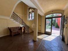 Foto Luzzara vendesi casa indipendente 10 vani 450 Mq