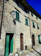 Foto M 411- Porzione di fabbricato in pietra in borgo medioe