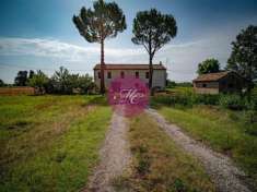 Foto MADONNA DELL'ALBERO (RA) - Rustico-Casale unifamiliare con parco di 3500 mq