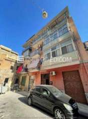 Foto Magazzini e locali di deposito di 32 mq  in vendita a Palermo - Rif. 4509543