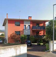 Foto Magazzino in Vendita, 1 Locale, 116 mq, Bassano del Grappa