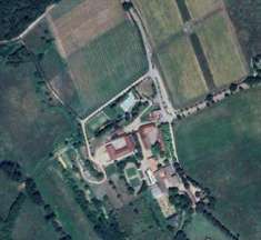 Foto Magazzino in Vendita, 1 Locale, 147 mq, Arezzo