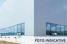 Foto Magazzino in Vendita, 1 Locale, 26 mq, Macerata