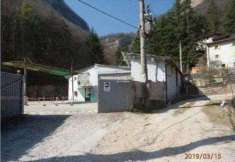 Foto Magazzino in Vendita, 1 Locale, 628 mq, Sant'Anna d'Alfaedo
