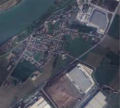 Foto Magazzino in Vendita, 1 Locale, 840 mq, Monticelli d'Ongina