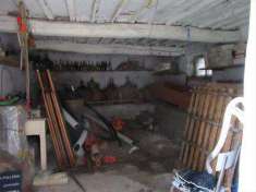 Foto Magazzino in Vendita, 2 Locali, 40 mq, Lucca (San Cassiano a Vic