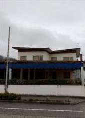 Foto Magazzino in Vendita, pi� di 6 Locali, 256,5 mq, Osoppo