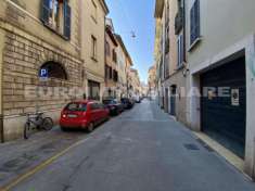 Foto Magazzino in vendita a Brescia