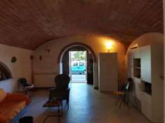 Foto Magazzino in vendita a Colle di Val d'Elsa 82 mq  Rif: 1333841