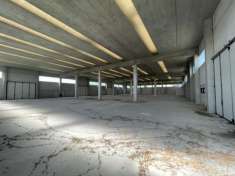 Foto Magazzino in vendita a Pieve Porto Morone