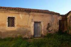 Foto mare, collina, montagna