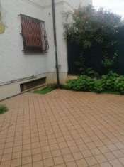 Foto MASSA VIA DEI GELSI APPARTAMENTO CON GIARDINO IN ELEGANTE CODOMINO