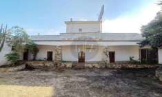 Foto Masseria in vendita a Carpignano Salentino