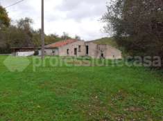 Foto Masseria in vendita a San Pietro Avellana