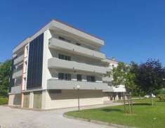 Foto Melta ultimo piano 2 stanze con possibilit   garage e posto auto condominiale