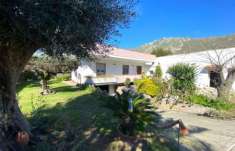 Foto MERAVIGLIOSA VILLA CON AMPIO GIARDINO - ZONA CENTRALE - MONDRAGONE - Rif. V2897