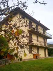 Foto MI 1203- IN ESCLUSIVA-Villa trifamigliare per famiglia numerosa e/o B &B
