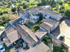 Foto Modica, immergiti nel fascino di un cascina del 700
