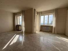 Foto Mondov (CN) appartamento con terrazzo panoramico