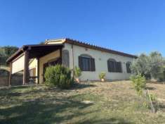 Foto MONTEMASSI BELLISSIMO CASALE RISTRUTTURATO CON VISTA MARE