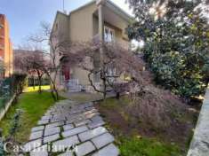 Foto Monza zona San Carlo villa singola, ampio giardino, box