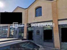 Foto Negozi, botteghe di 110 mq  in vendita a Montebelluna - Rif. 4528728